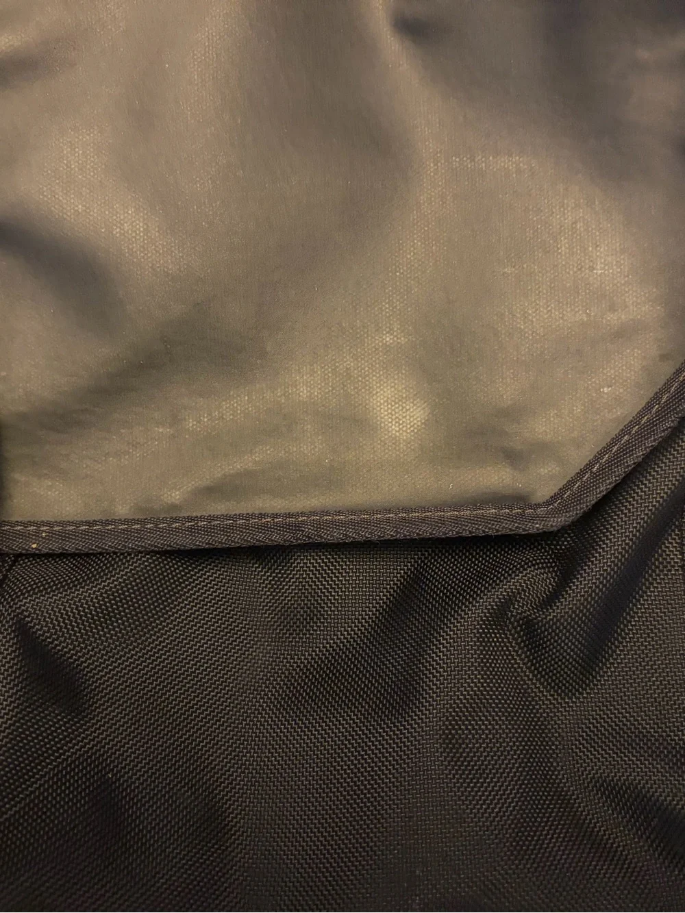 TIMBUK2 Core Briefcase Laptop Messenger Bag Black Used